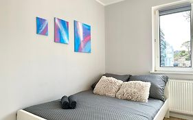Mmrent Bubble Room